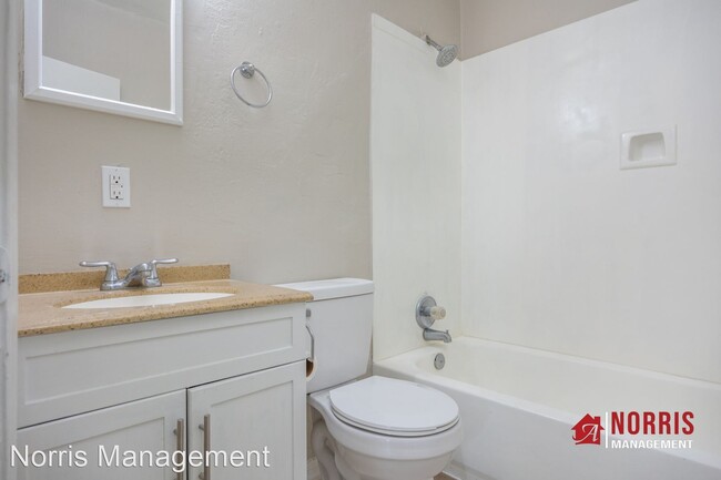 Building Photo - 2 br, 1 bath House - 516 N Roosevelt Ave