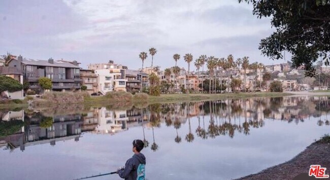 Building Photo - 6400 Pacific Ave