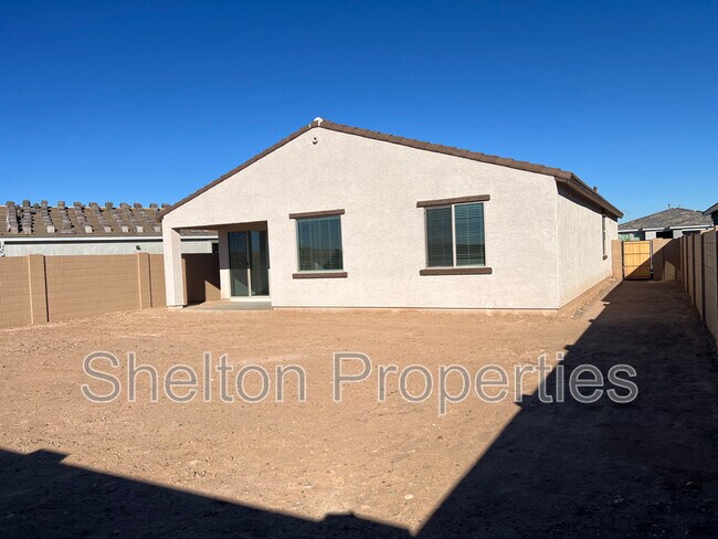 Building Photo - 7721 W Saddlehorn Rd