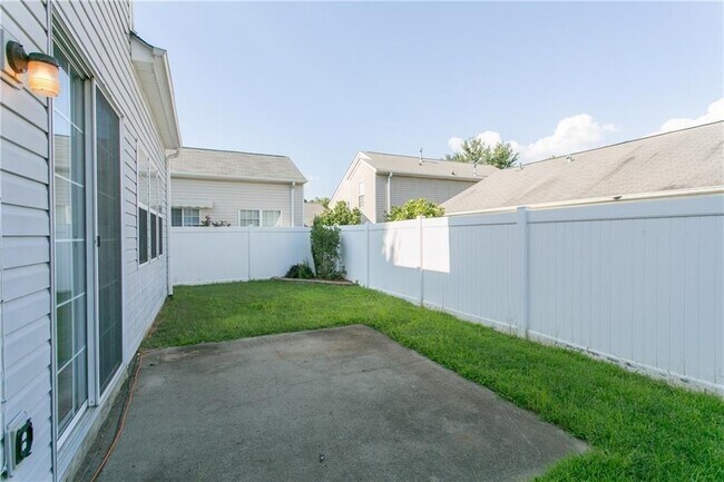 Building Photo - 709 Bedford Ct