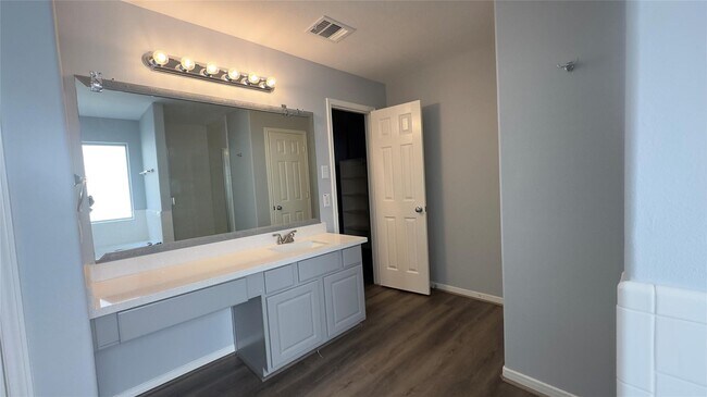 Building Photo - 24822 Cobble Canyon Ln
