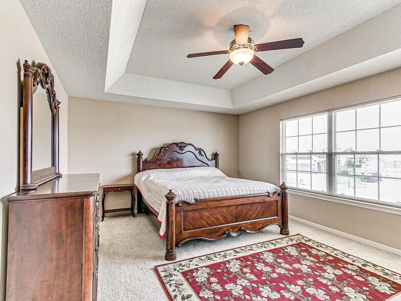 Building Photo - 15222 Aurora Cir