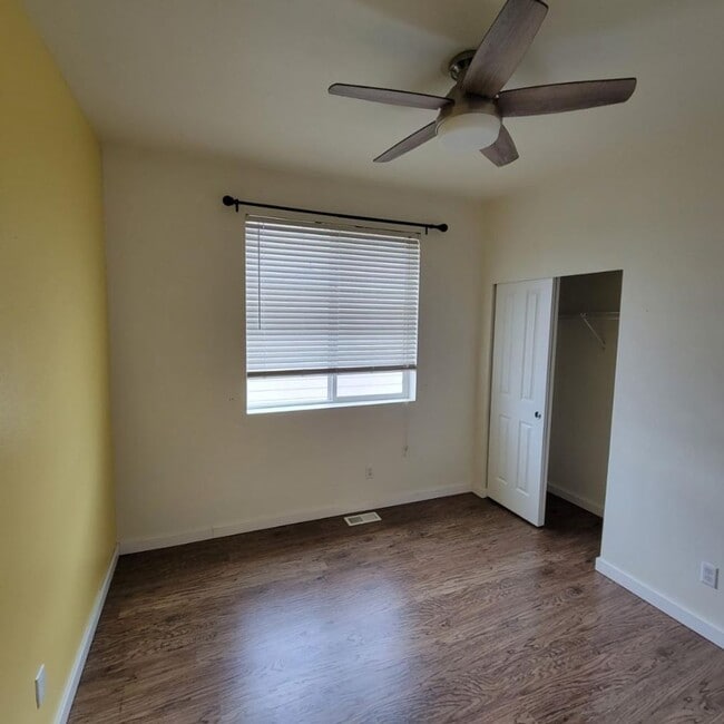 Building Photo - 4 Bedroom plus den, Lacey/Meridian Campus Home for Rent