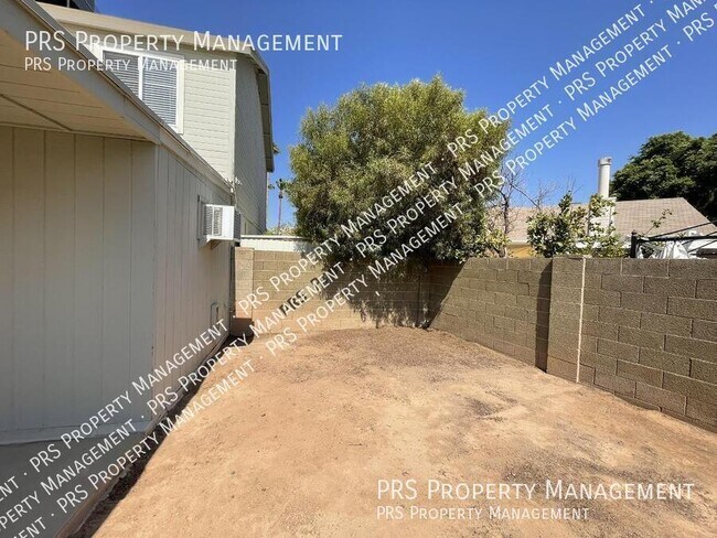 Building Photo - 3424 N Apache Cir