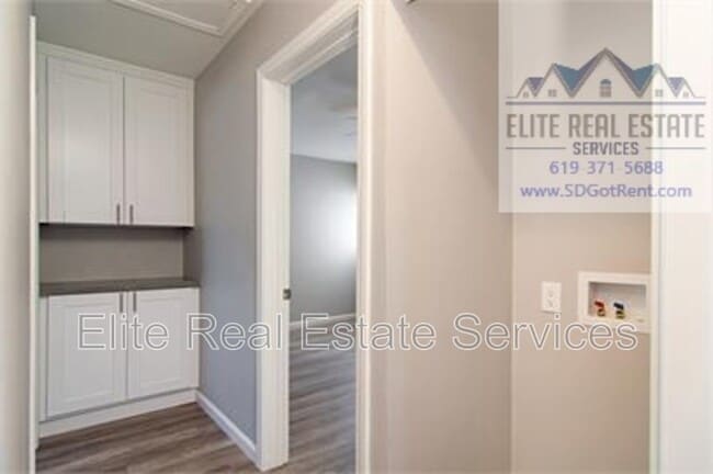 Building Photo - 6371 Osler St