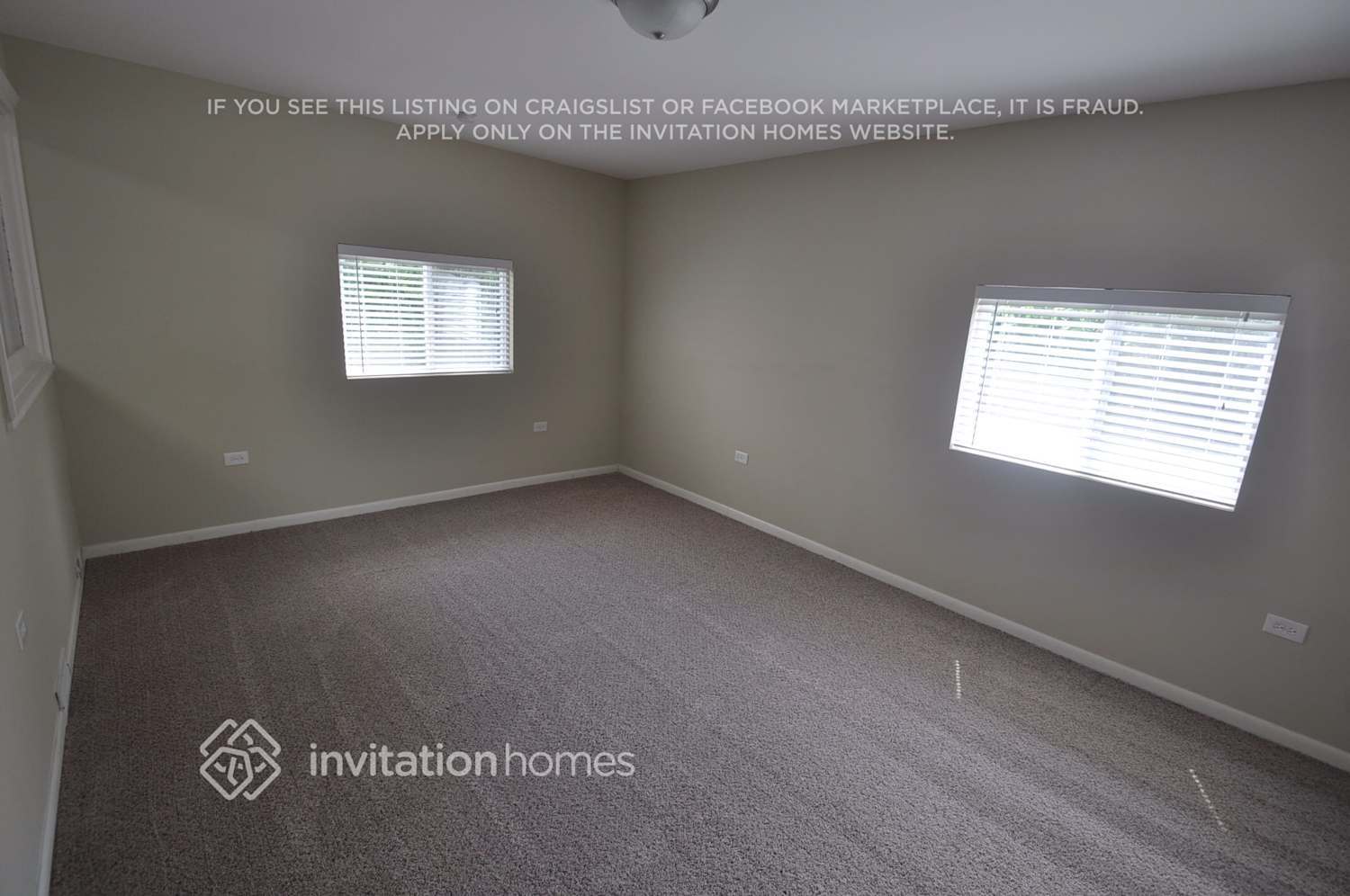 Building Photo - 1694 Clifford St