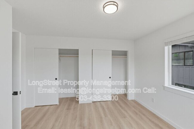 Building Photo - 820 S 19th St