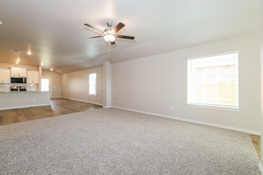 Building Photo - 12724 Carrara Ln