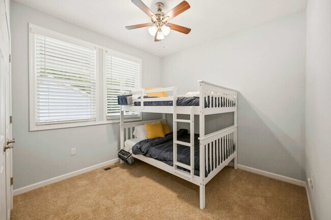 Building Photo - 138B Little River Run N
