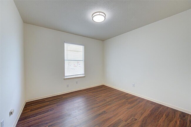 Building Photo - 6502 Wellington Meadows Dr