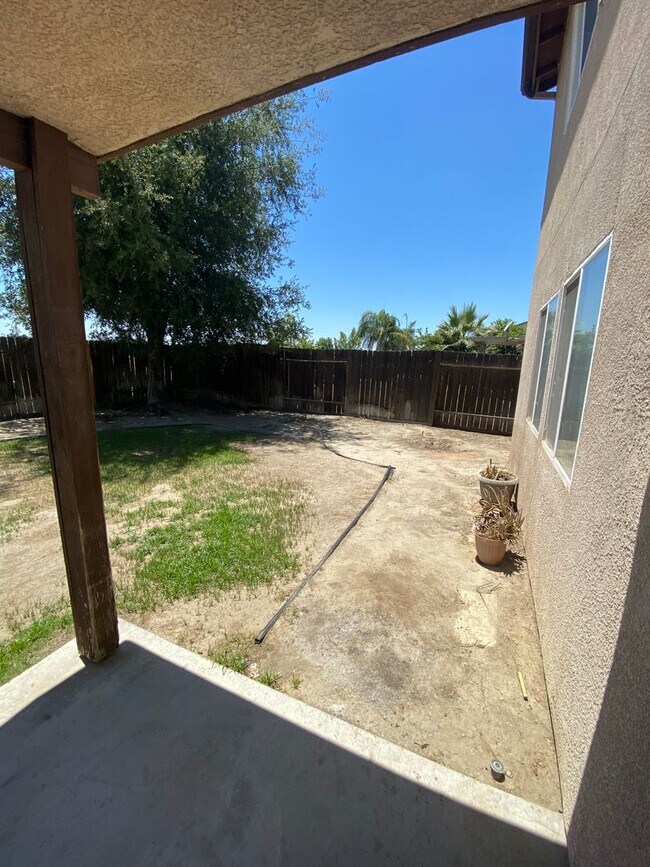 Building Photo - 11115 Cactus Valley Dr