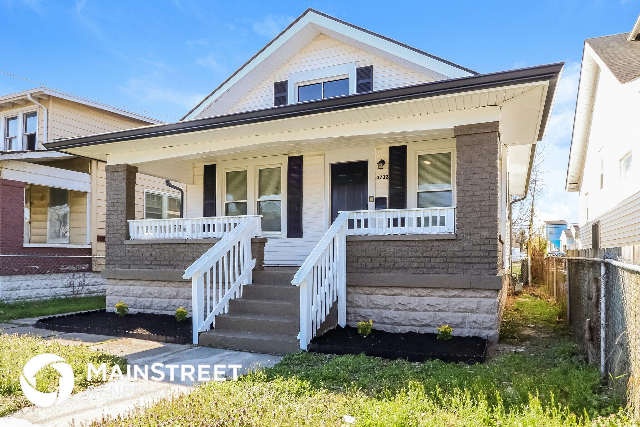 Building Photo - 3732 River Park Dr