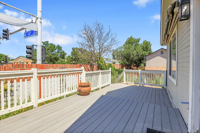 Building Photo - $3,195 - 4 Bed, 2 Bath Home in Broomfield ...