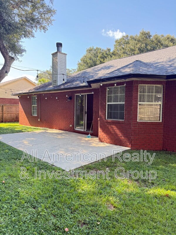 Building Photo - 7968 Lola Cir