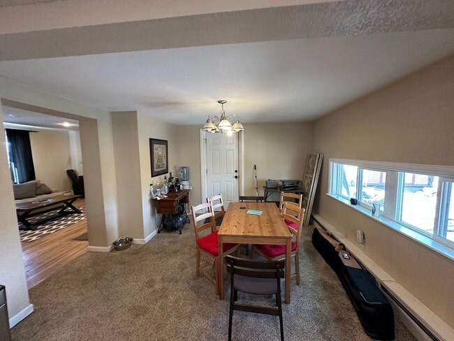 Building Photo - Fantastic Home in City Park North - Has it...