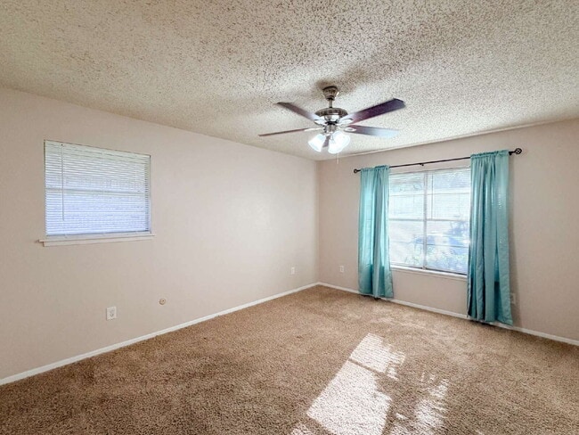 Building Photo - Charming 3-Bedroom Haven with Cozy Fireplace with Study in North Richland Hills!