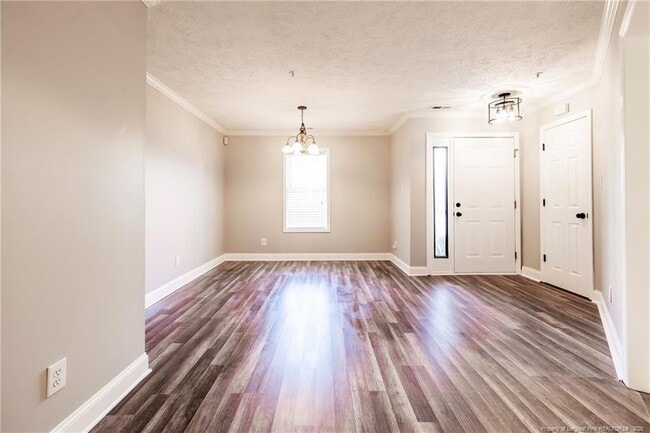 Building Photo - 350 Bubble Creek Ct
