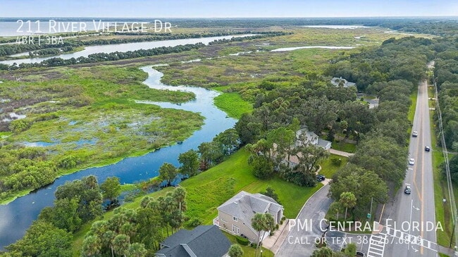 Building Photo - 211 River Village Dr