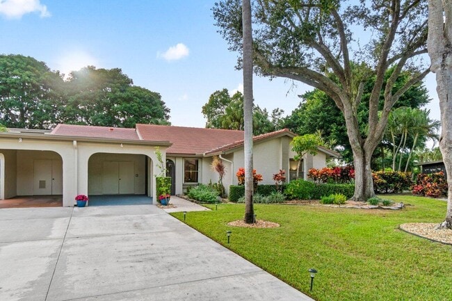 Building Photo - 5944 Forest Grove Dr