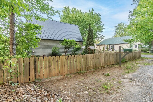 Building Photo - 22000 Admirals Walk