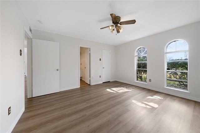 Building Photo - 3021 Pinewood Dr