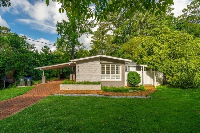 Building Photo - 3860 Carlton Dr