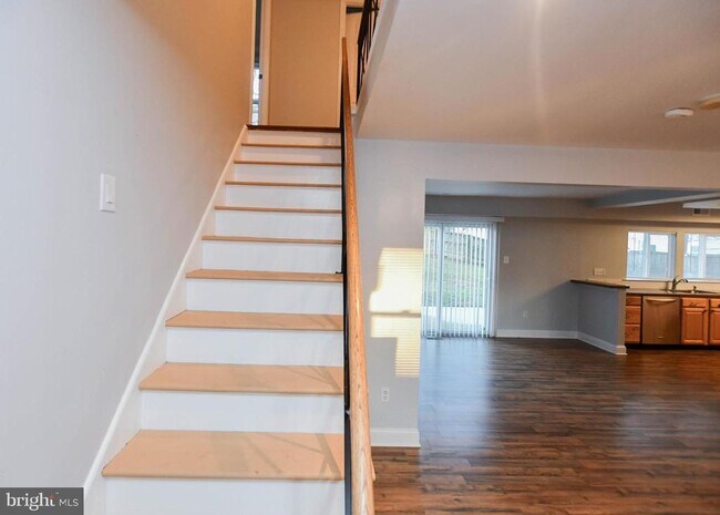 Building Photo - 1303 Port Echo Ln