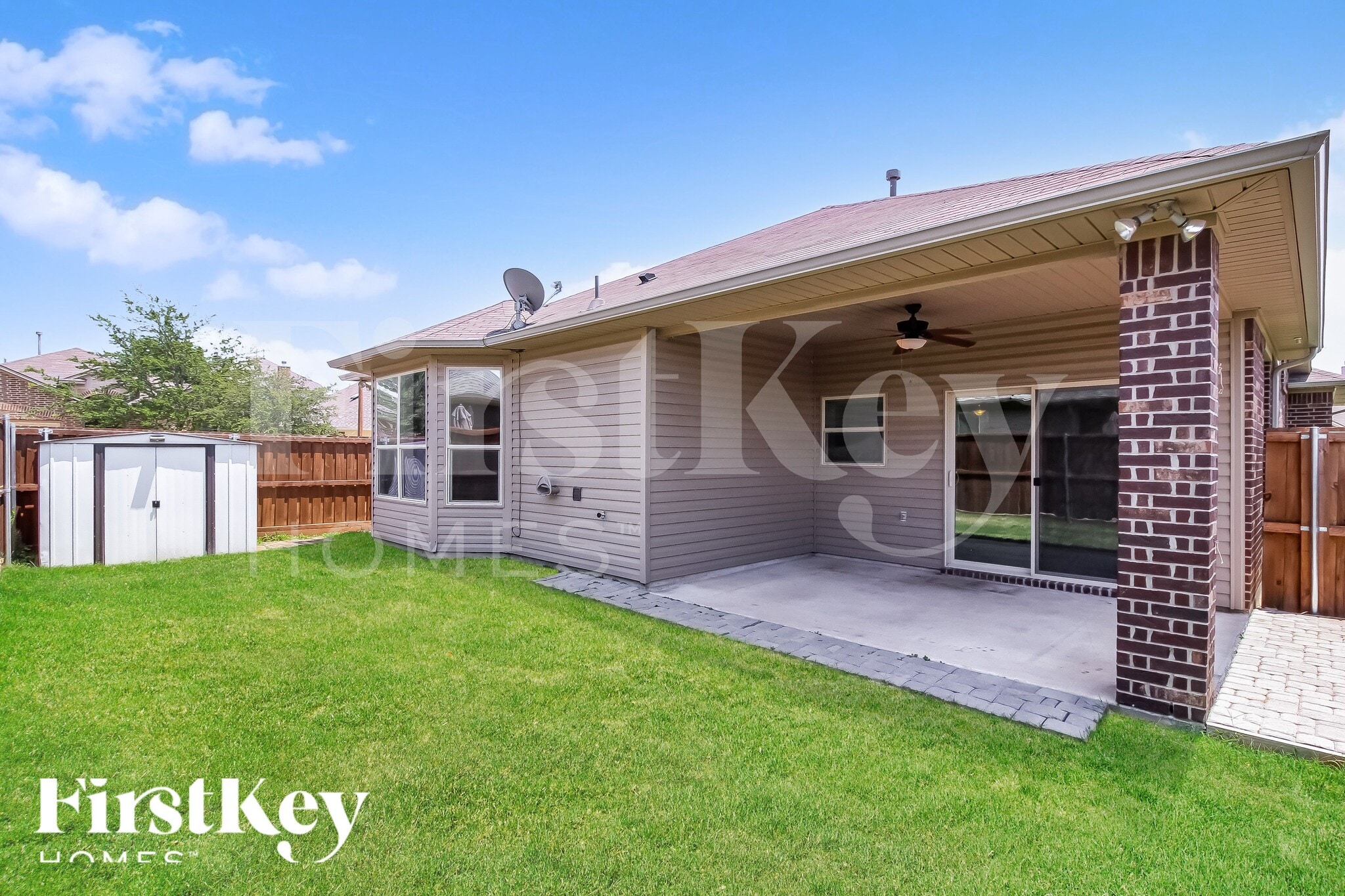 Building Photo - 1100 Nora Ln