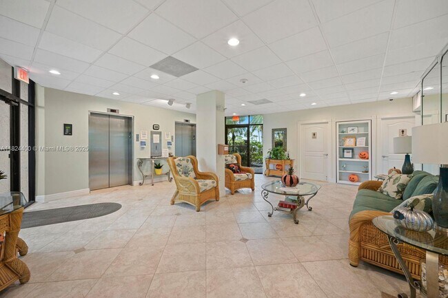 Building Photo - 9940 S Ocean Dr