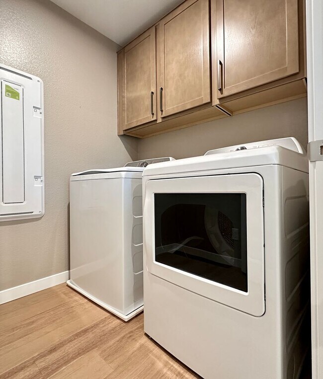 Building Photo - Inspirada Town Center