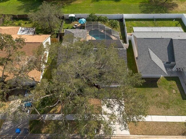 Building Photo - 9415 Pebble Glen Ave