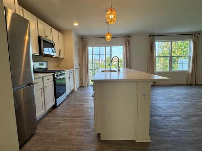 Building Photo - 2068 Canyon Creek Ct