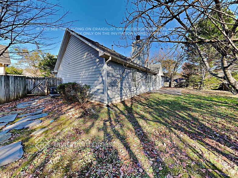 Building Photo - 1822 Bitsy Grant Ct NW