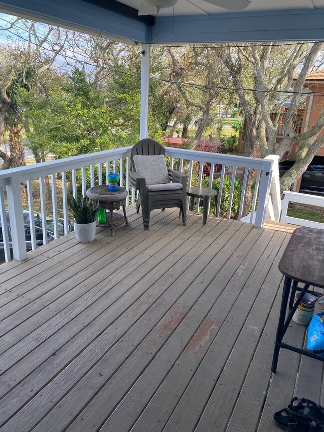 Building Photo - 6549 Madison St