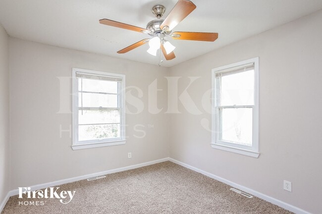 Building Photo - 5902 E 95th Terrace