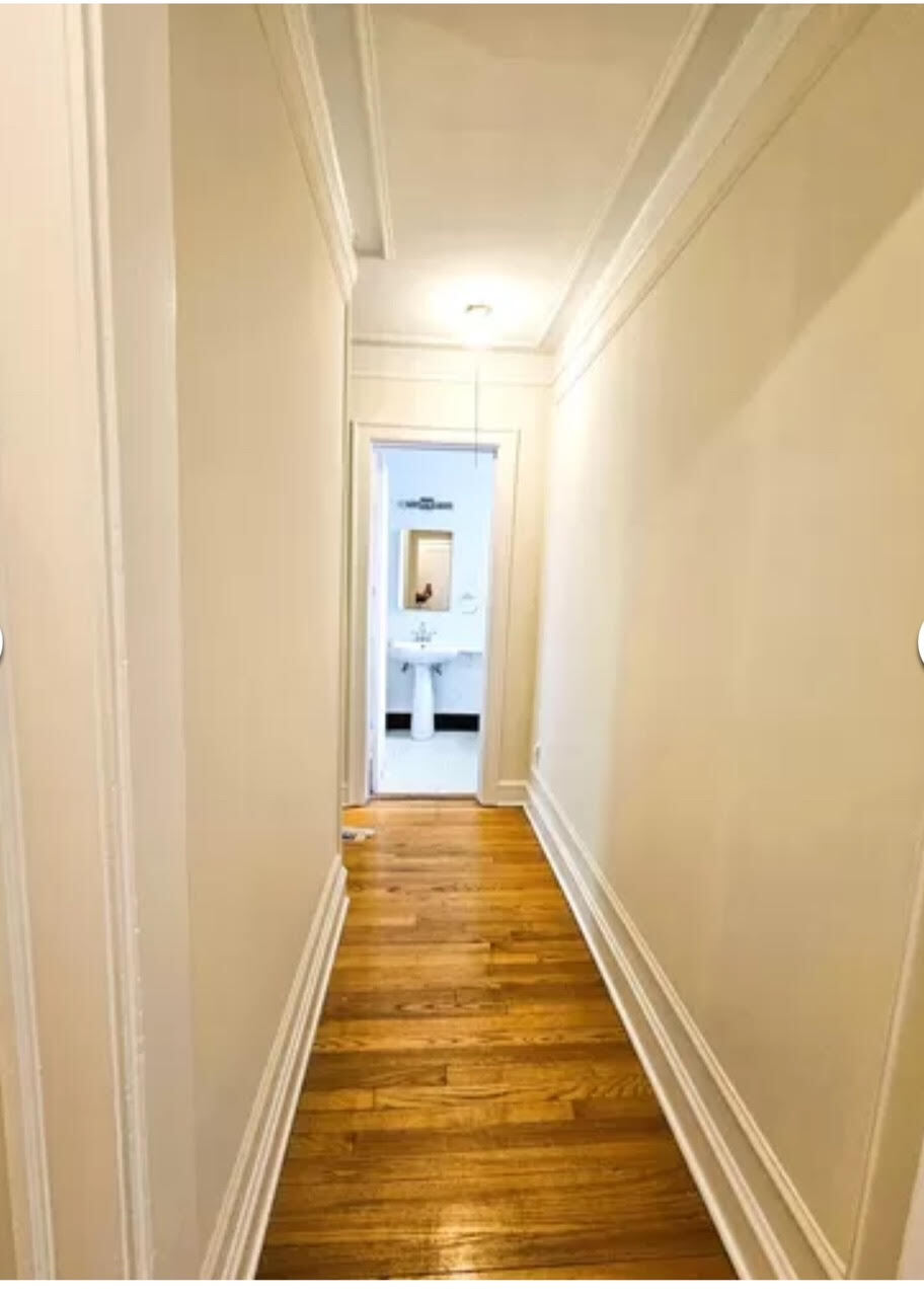 Building Photo - 1500 W Chase Ave