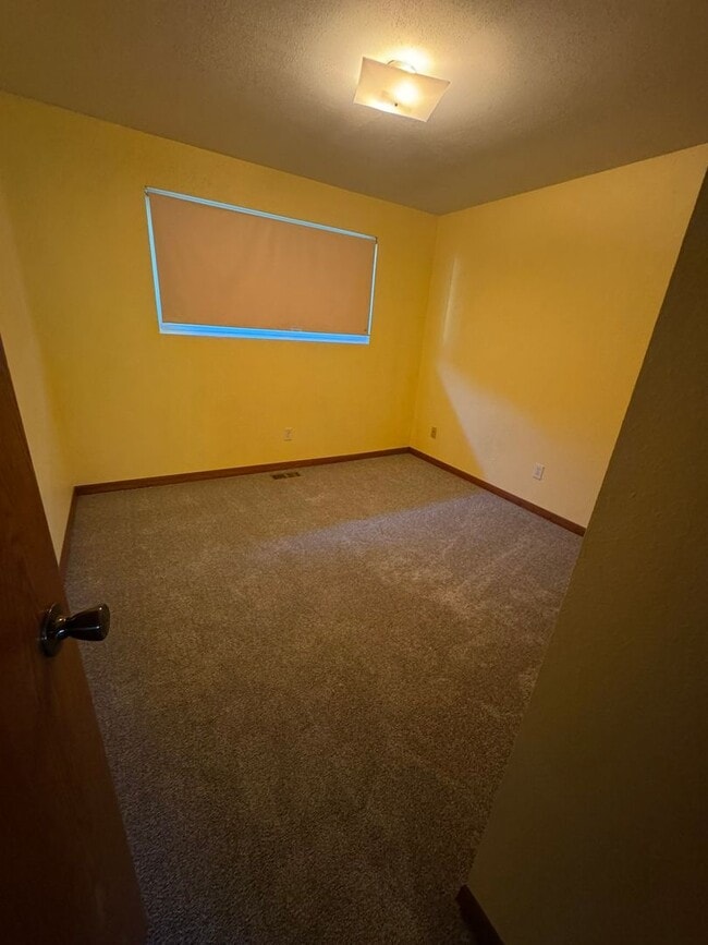 Building Photo - 3Bd/2Ba Kent House
