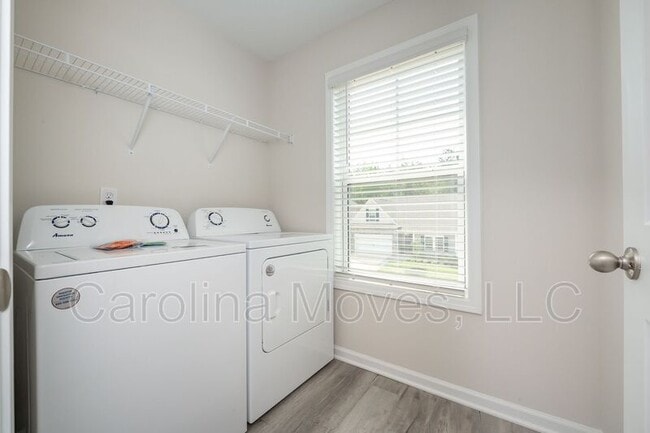 Building Photo - 132 Strongridge Trl