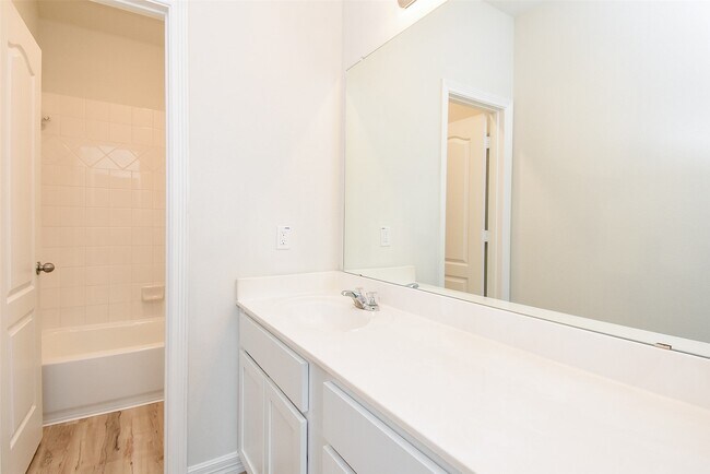 Building Photo - 32426 Fly Fish Wy