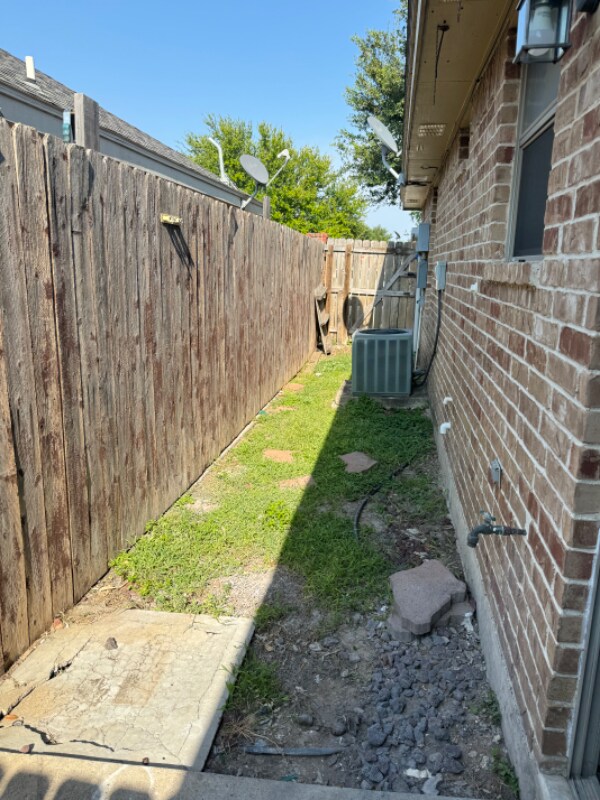 Building Photo - 3602 S Radisson Ave