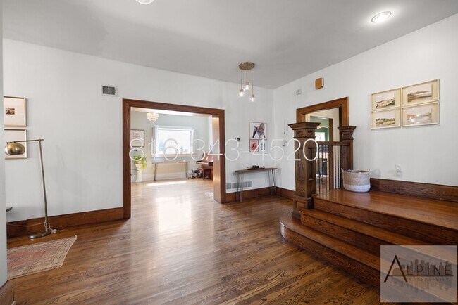 Building Photo - Indoor Pool! FULLY Furnished Short or Mid Term Rental