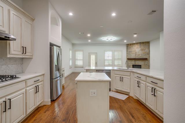 Building Photo - 3009 Montebello Drive