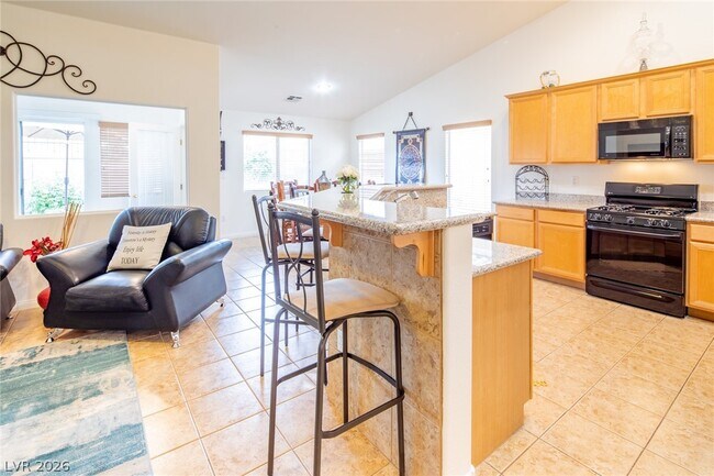 Building Photo - 10916 Bandol Pl