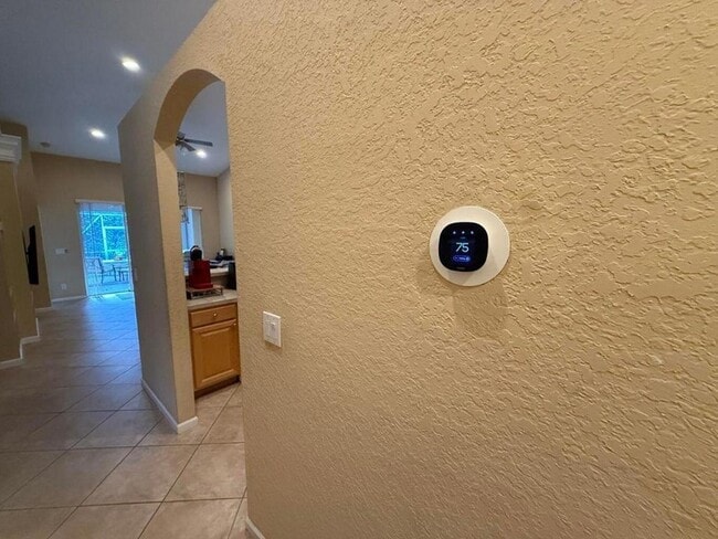 Building Photo - 328 W Coral Trace Cir