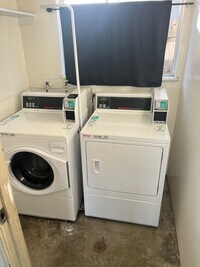 Building Photo - 1521 Camden Ct