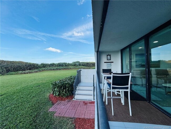 Building Photo - 8800 S Ocean Dr