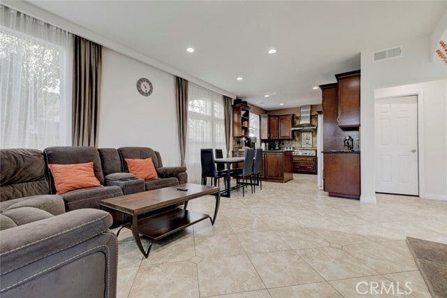 Building Photo - 27943 Brookdale Ct