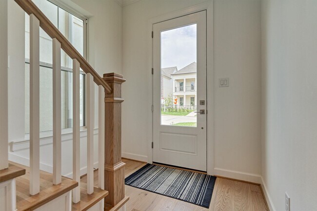 Building Photo - 2037 Carlson Creek Dr