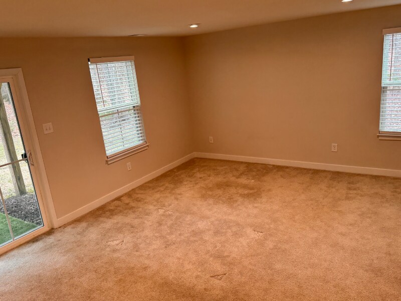 Building Photo - 145 Big Wds Dr