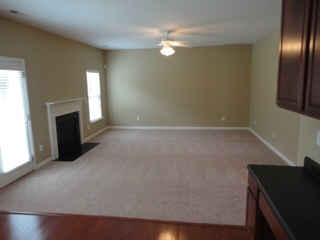 Building Photo - 2601 Framer Ln